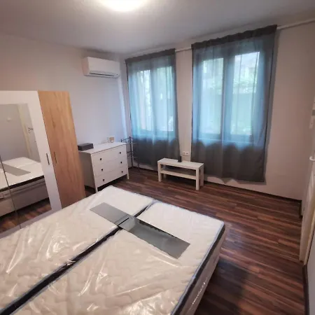 Apartament Modern Designer Apartments On Rakovska Str. *